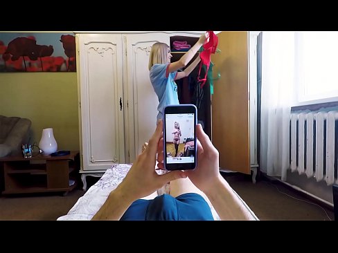 ❤️ Pamāte lika brālim taisni pirms mamma atnāca mājās ❌ Porno pie mums